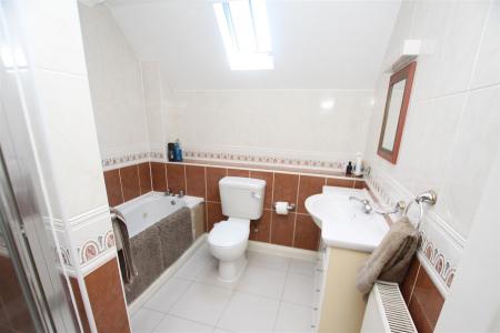 5 bedroom Detached house for sale in Holdenhurst Village Road, Bournemouth