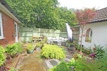 3 bedroom Detached house for sale in Chesilbourne Grove, Bournemouth