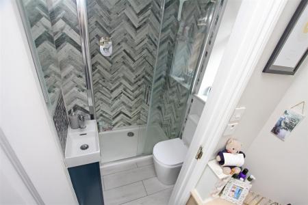 3 bedroom Detached house for sale in Chesilbourne Grove, Bournemouth