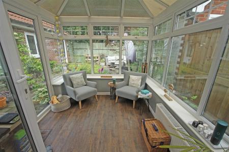 3 bedroom Detached house for sale in Chesilbourne Grove, Bournemouth
