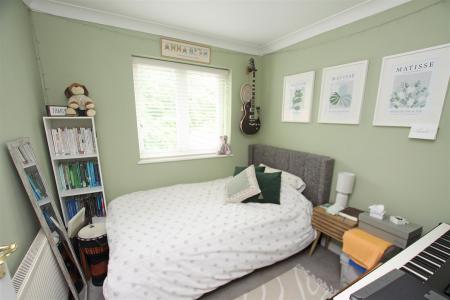 3 bedroom Detached house for sale in Chesilbourne Grove, Bournemouth