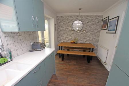 3 bedroom Detached house for sale in Chesilbourne Grove, Bournemouth