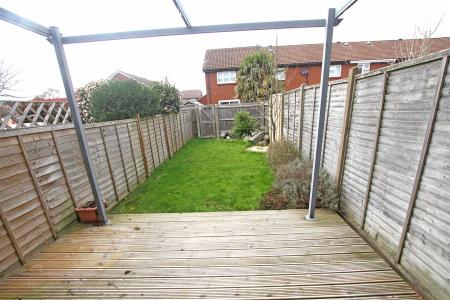 2 bedroom Terraced House to let in Warmwell Close, Bournemouth