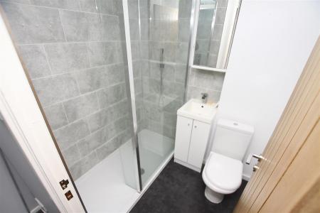 2 bedroom Terraced House to let in Warmwell Close, Bournemouth