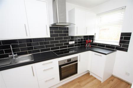 2 bedroom Terraced House to let in Warmwell Close, Bournemouth