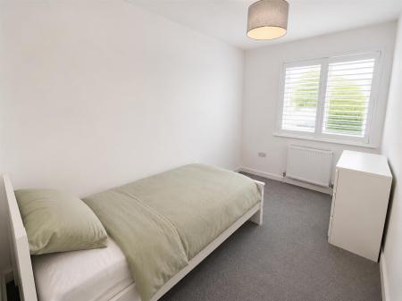 3 bedroom Terraced House to let in Herbert Avenue, Poole