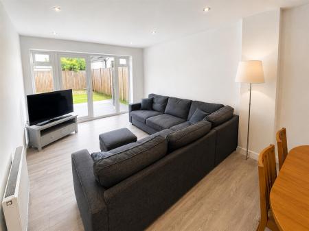 3 bedroom Terraced House to let in Herbert Avenue, Poole
