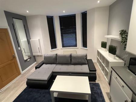 1 bedroom Flat to let in St. Swithuns Road South, Bournemouth