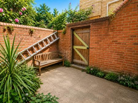 2 bedroom Apartment for sale in Derby Road, Bournemouth