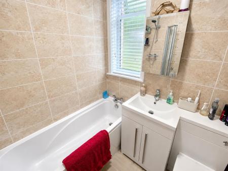 2 bedroom Apartment for sale in Derby Road, Bournemouth