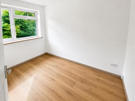 2 bedroom Flat to let in Richmond Park Road, Bournemouth