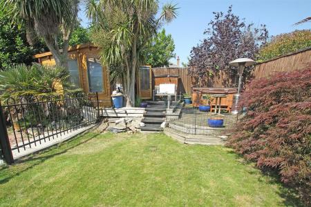 4 bedroom Detached house for sale in Mortimer Road, Bournemouth