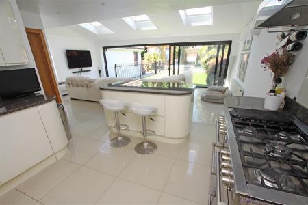4 bedroom Detached house for sale in Mortimer Road, Bournemouth
