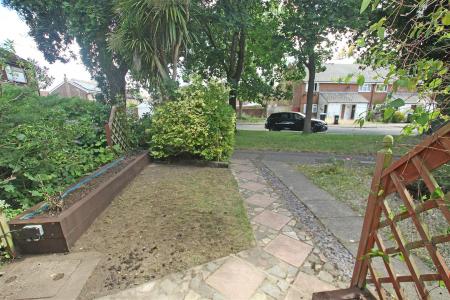 2 bedroom Terraced House for sale in Gunville Crescent, Bournemouth