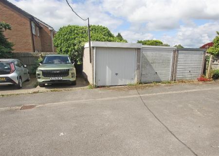 2 bedroom Terraced House for sale in Gunville Crescent, Bournemouth