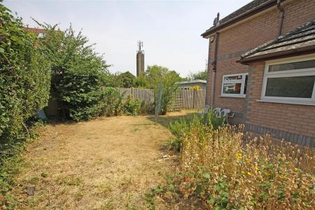 2 bedroom Detached house for sale in Cherries Drive, Bournemouth