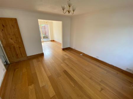 3 bedroom Semi-detached house to let in Sandford Close, Bournemouth