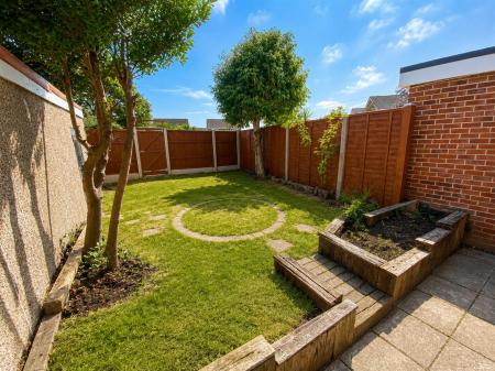 3 bedroom Semi-detached house to let in Sandford Close, Bournemouth