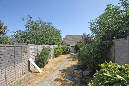 2 bedroom Semi-detached house for sale in Charminster Road, Bournemouth