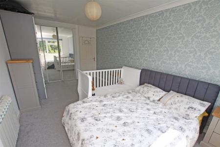 1 bedroom Flat for sale in Dean Park Road, Bournemouth