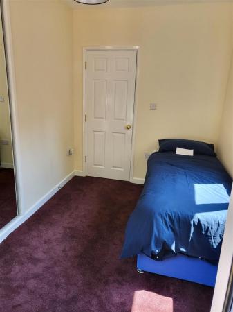 1 bedroom House share to let in Redhill Drive, Bournemouth