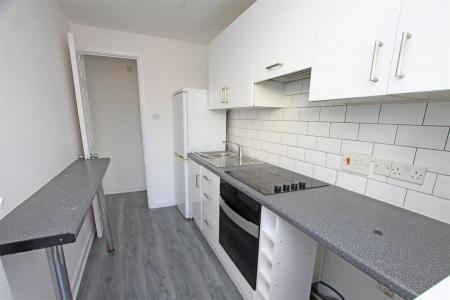1 bedroom Property to let in Boveridge Gardens, Bournemouth