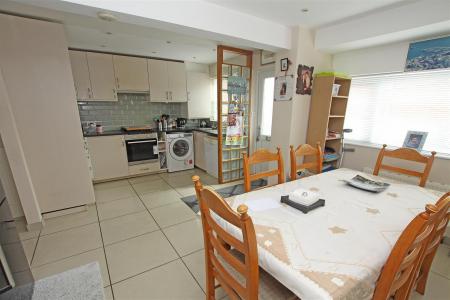0 bedroom Mews house for sale in Hatfield Gardens, Bournemouth