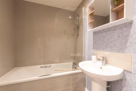 1 bedroom Flat to let in High Street, Poole