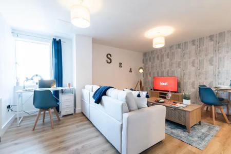 1 bedroom Flat to let in High Street, Poole