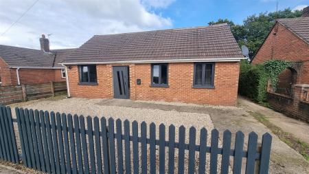 3 bedroom Detached bungalow for sale in Ford Lane, Ferndown