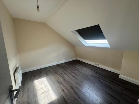 3 bedroom Flat to let in Charminster Road, Bournemouth