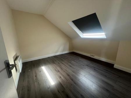 3 bedroom Flat to let in Charminster Road, Bournemouth
