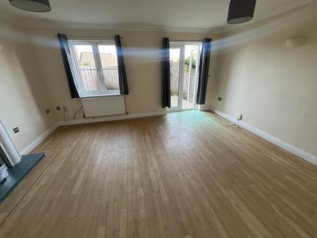 4 bedroom End of terrace house to let in Chapel Road, Poole