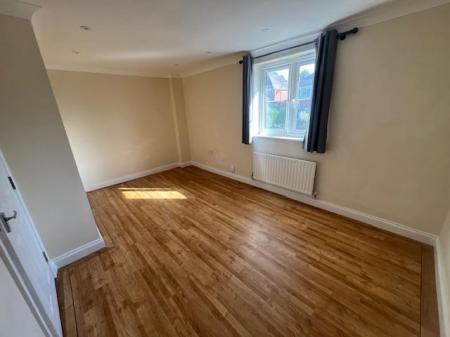 4 bedroom End of terrace house to let in Chapel Road, Poole