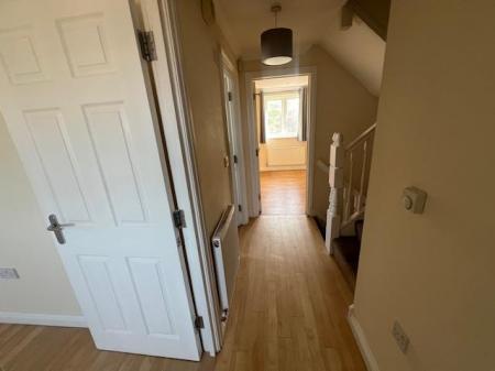4 bedroom End of terrace house to let in Chapel Road, Poole