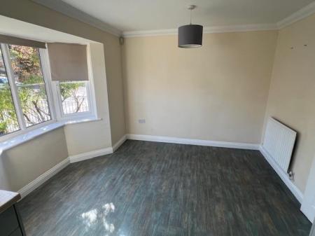 4 bedroom End of terrace house to let in Chapel Road, Poole