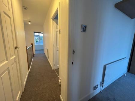 3 bedroom Detached house to let in Acland Road, Charminster, Bournemouth