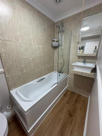 2 bedroom Flat to let in Dalkeith Steps, Bournemouth