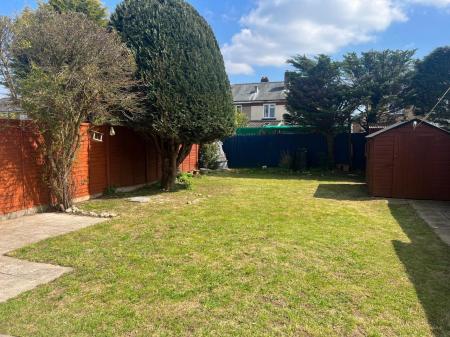 3 bedroom Semi-detached house to let in Claremont Avenue, Bournemouth