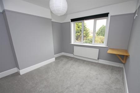 3 bedroom Semi-detached house to let in Claremont Avenue, Bournemouth