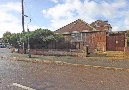 2 bedroom Detached bungalow for sale in Priory View Road, Bournemouth