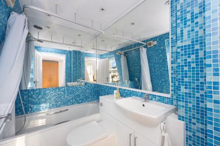 2 bedroom Flat for sale in First Avenue, Hove, BN3