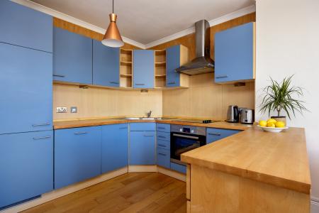 2 bedroom Flat for sale in First Avenue, Hove, BN3