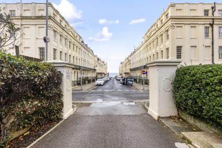 1 bedroom Flat for sale in Sillwood Place, Brighton, BN1
