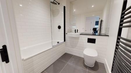 1 bedroom Studio flat to let in The Furlong