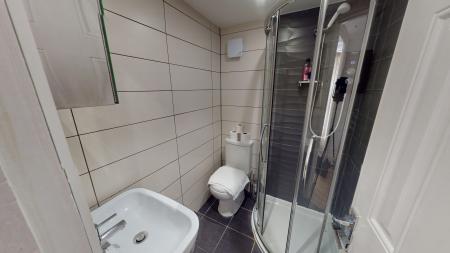 0 bedroom Studio flat to let in Brunswick Place, Hove, BN3