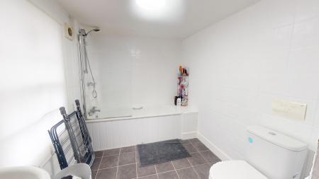 6 bedroom Semi-detached house to let in Ditchling Road, Brighton, BN1