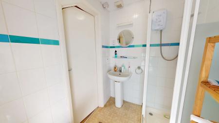 6 bedroom Terraced House to let in Elm Grove, Brighton, BN2