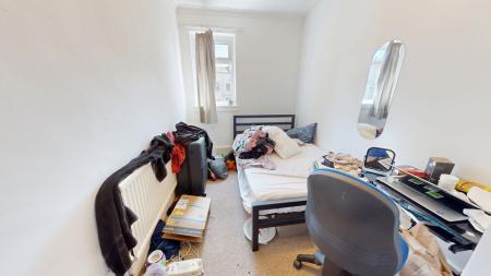 6 bedroom Terraced House to let in Elm Grove, Brighton, BN2