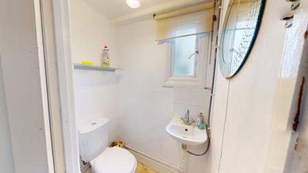 6 bedroom Terraced House to let in Elm Grove, Brighton, BN2